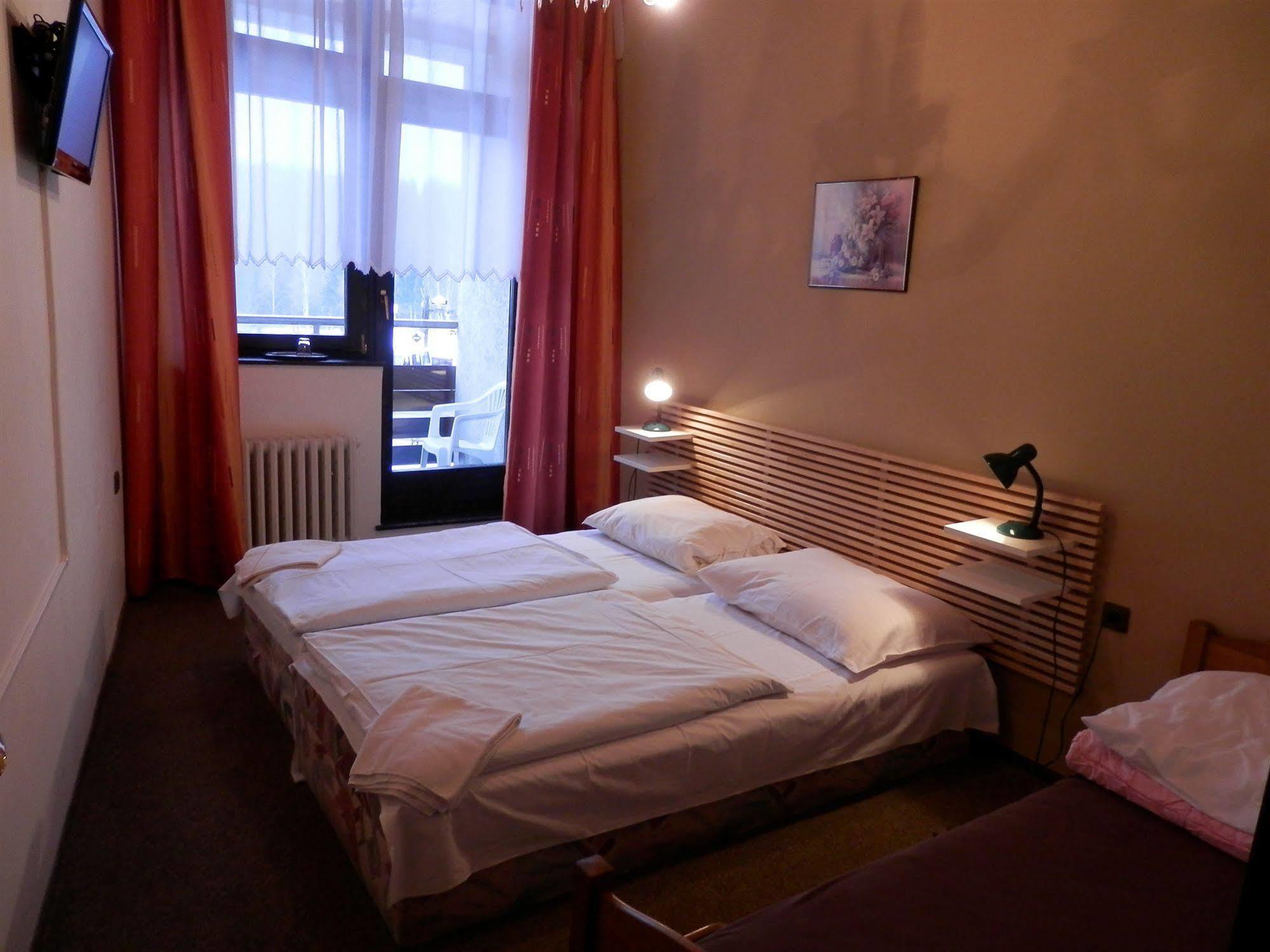 Pension Mona Harrachov Esterno foto